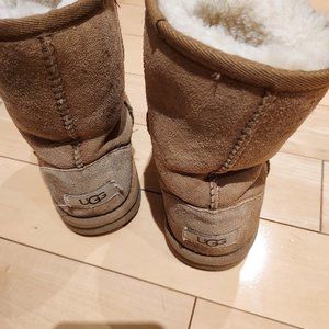 Kids uggs